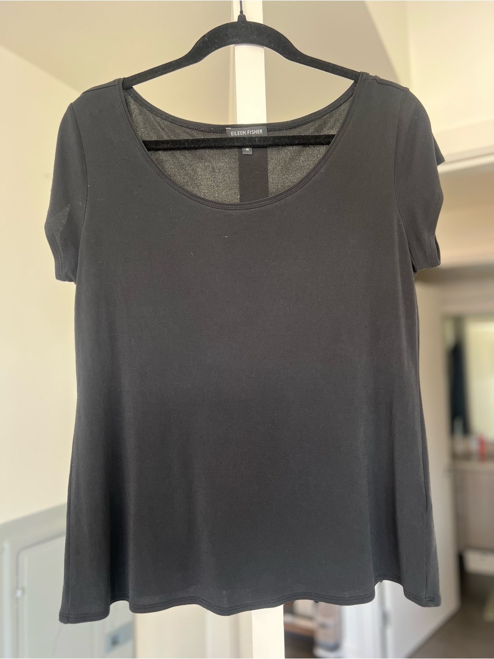 Eileen Fisher 100% Silk Short Sleeve Scoop Neck Blouse Black Size M
